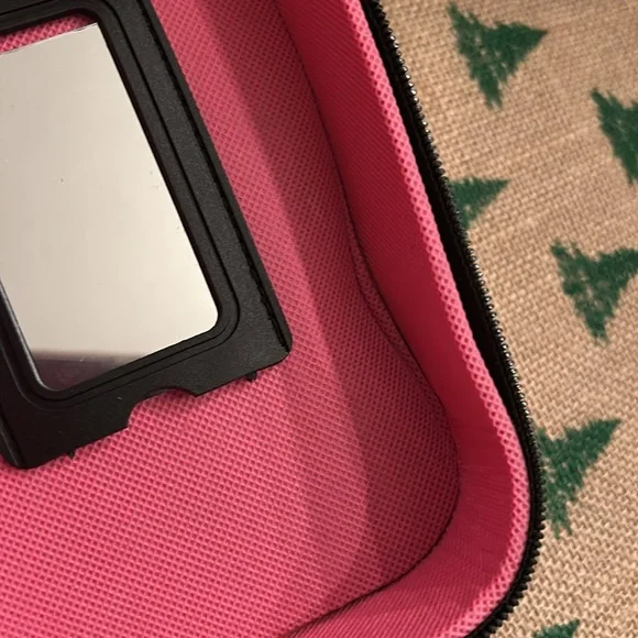 Cosmetic case - Picture 8 of 8